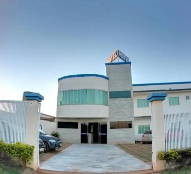 Entrance of HOTEL TOPAZIO in Cristalina, Goiás